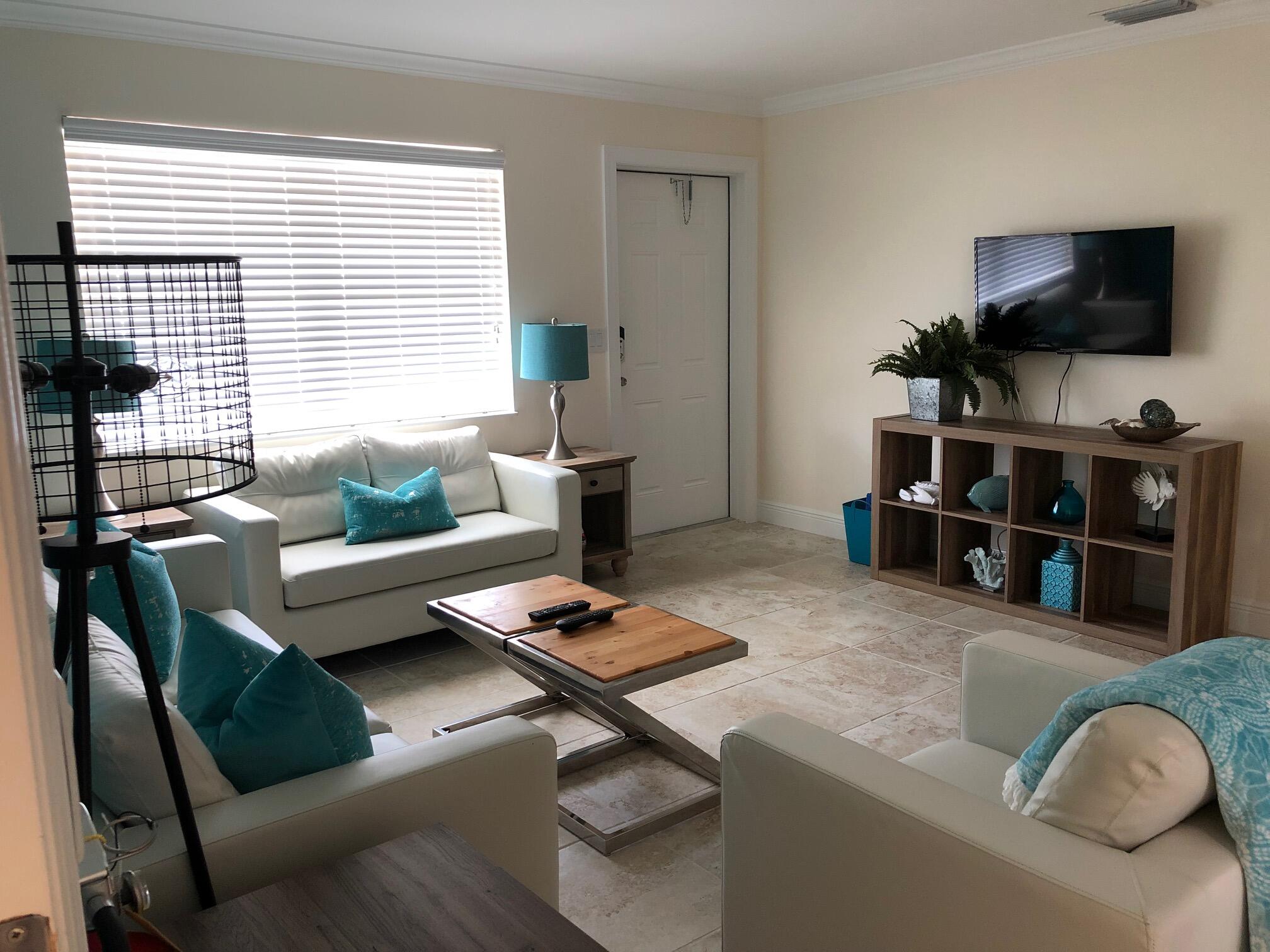 1236 Beach Road, Unit 3 Singer Island, FL 33404 - Photo 19 of 27 2019-03-24 11.07.35