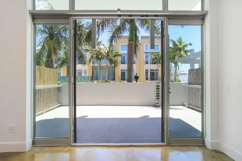 $549,000 | 180 Northeast 4th Avenue, Unit 204, Delray Beach, FL 33483