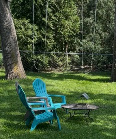 $399,900 | 332 Evergreen Drive, Batavia, IL 60510