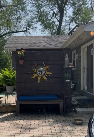 $399,900 | 332 Evergreen Drive, Batavia, IL 60510