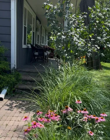 $399,900 | 332 Evergreen Drive, Batavia, IL 60510