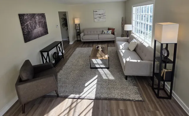 $344,900 | 708 Pleasant Wood Drive, Kewaskum, WI 53040