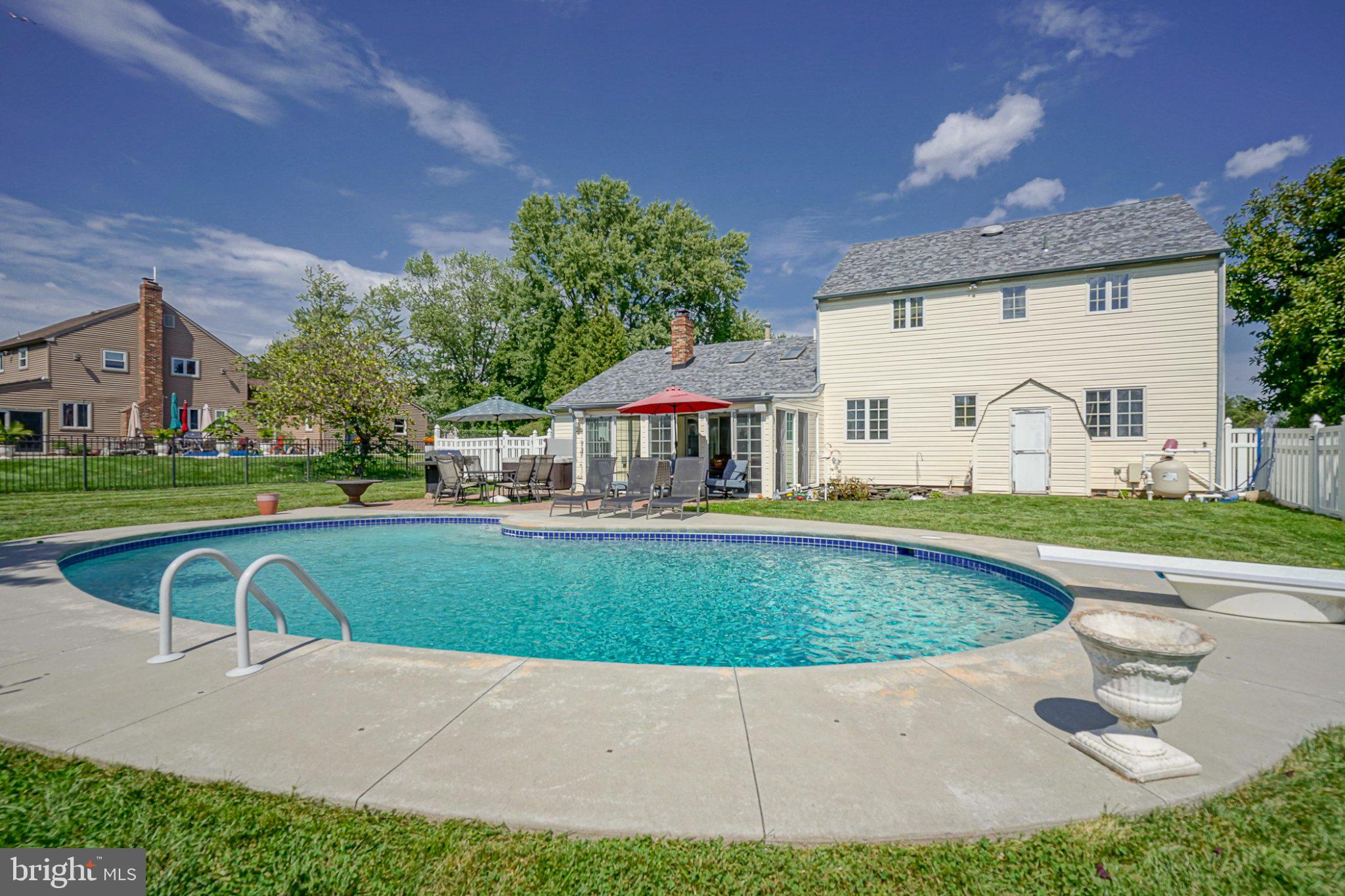 154 Forge Road Delran, NJ 08075 - Photo 3 of 31 Gallery Image 3