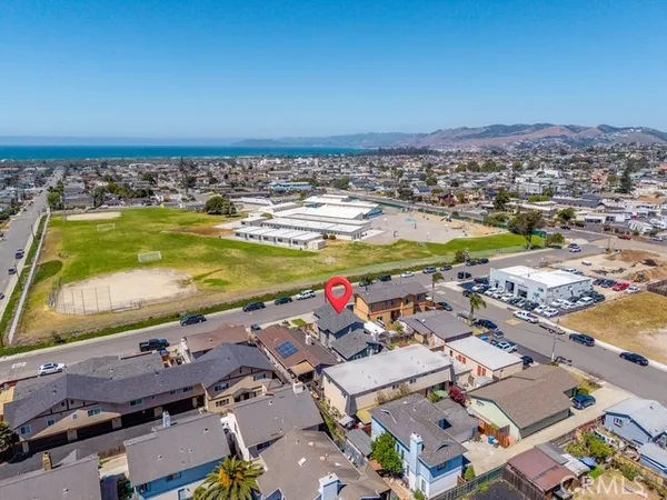 $899,900 | 435 South 12th Street, Grover Beach, CA 93433