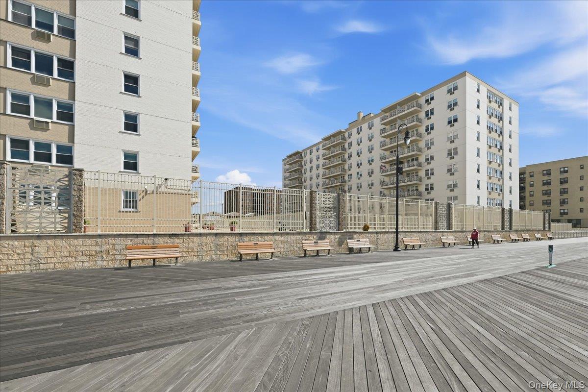 430 Shore Road, Unit 4G Long Beach, NY 11561 - Photo 35 of 36