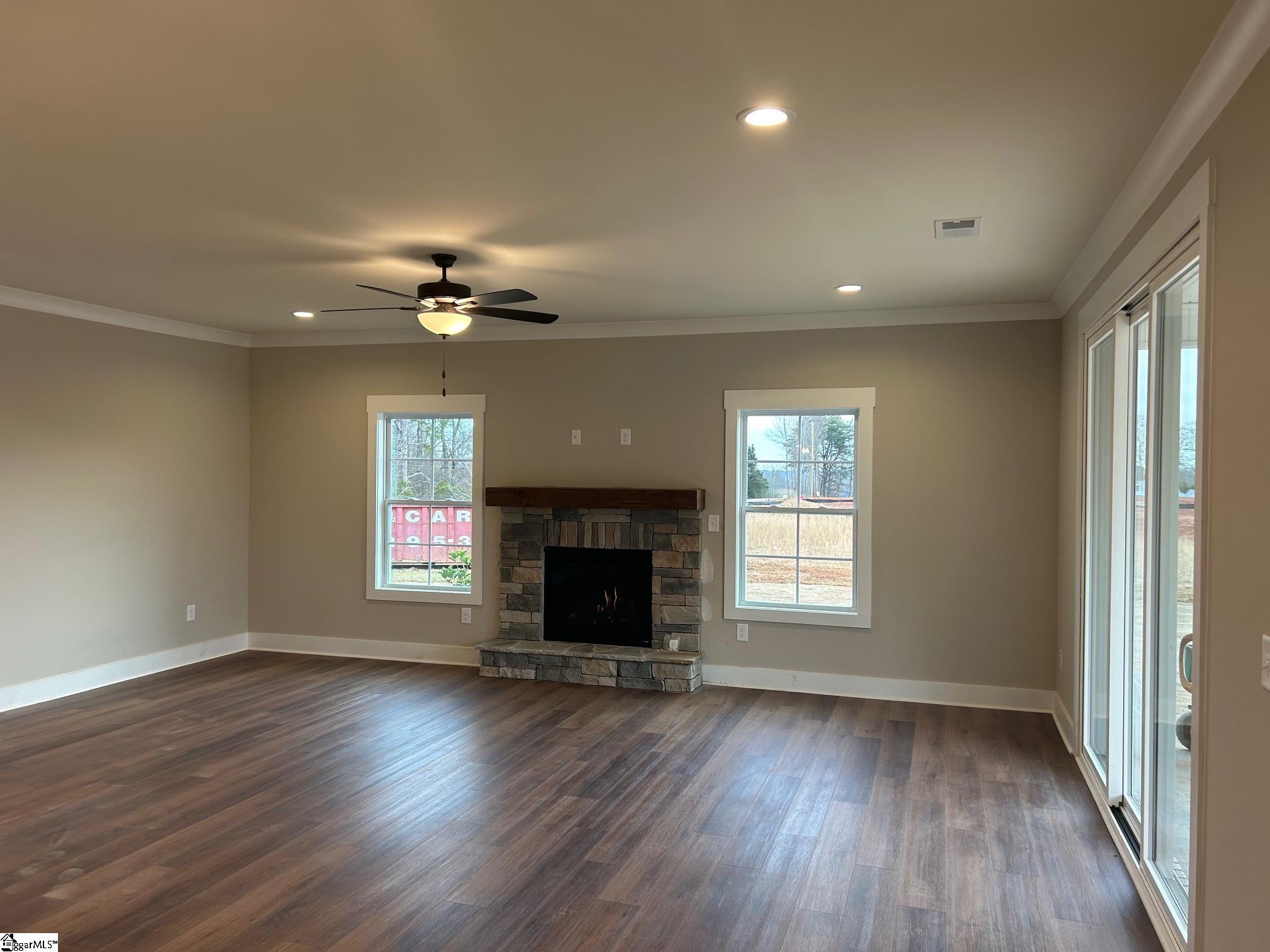 48 Wofford Road Taylors, SC 29687 - Photo 7 of 34 Gallery Image 7