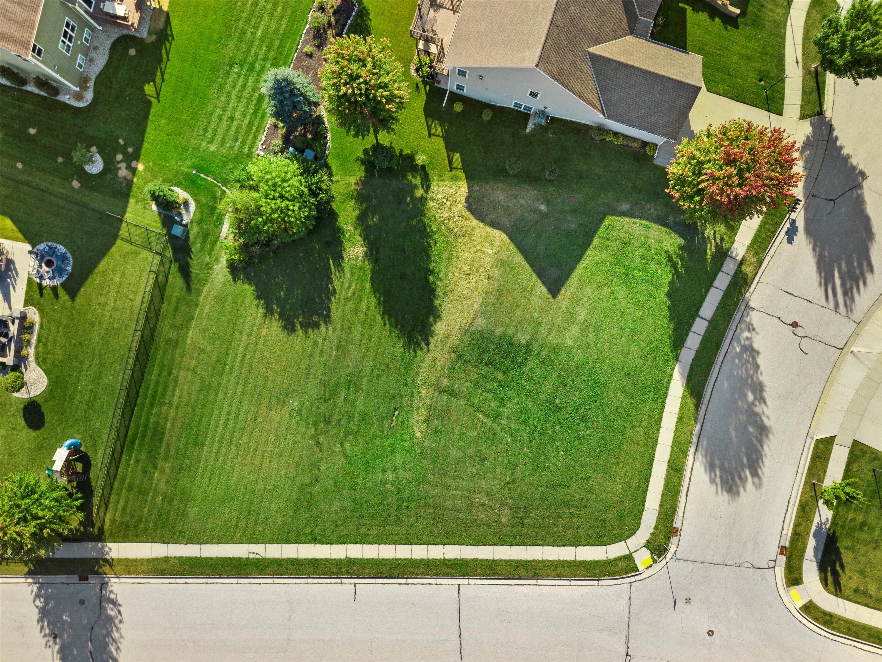 Lot 113 Shade Tree Court Waukesha, WI 53188 - Photo 4 of 8 Overhead View