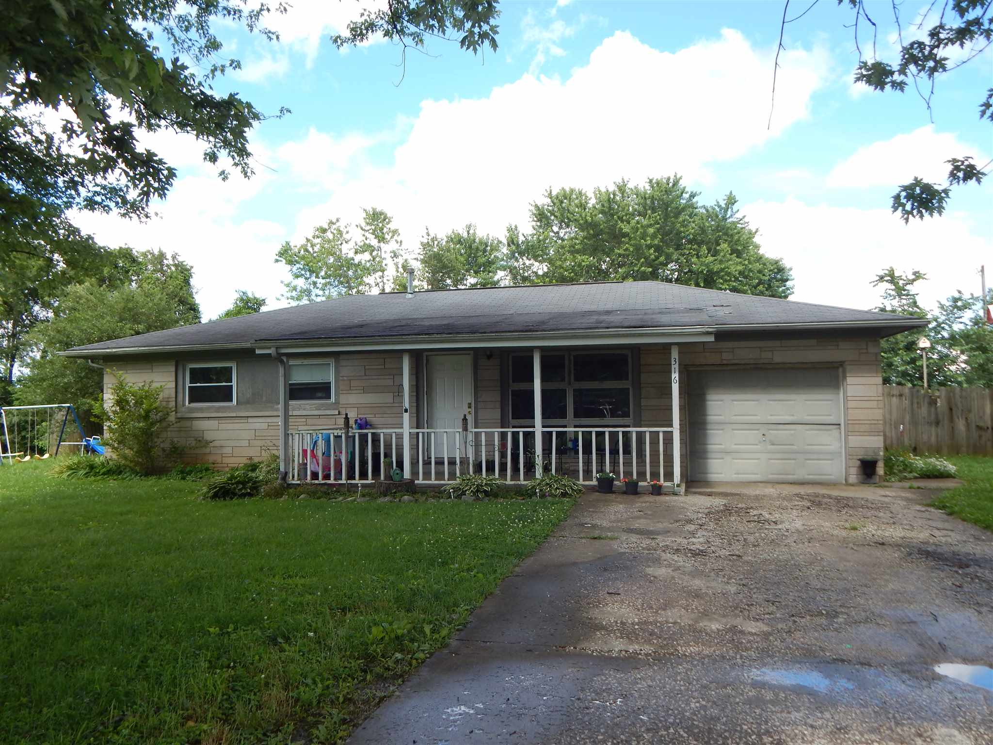 316 Old St Road Bedford, IN 47421 - Photo 1 of 21