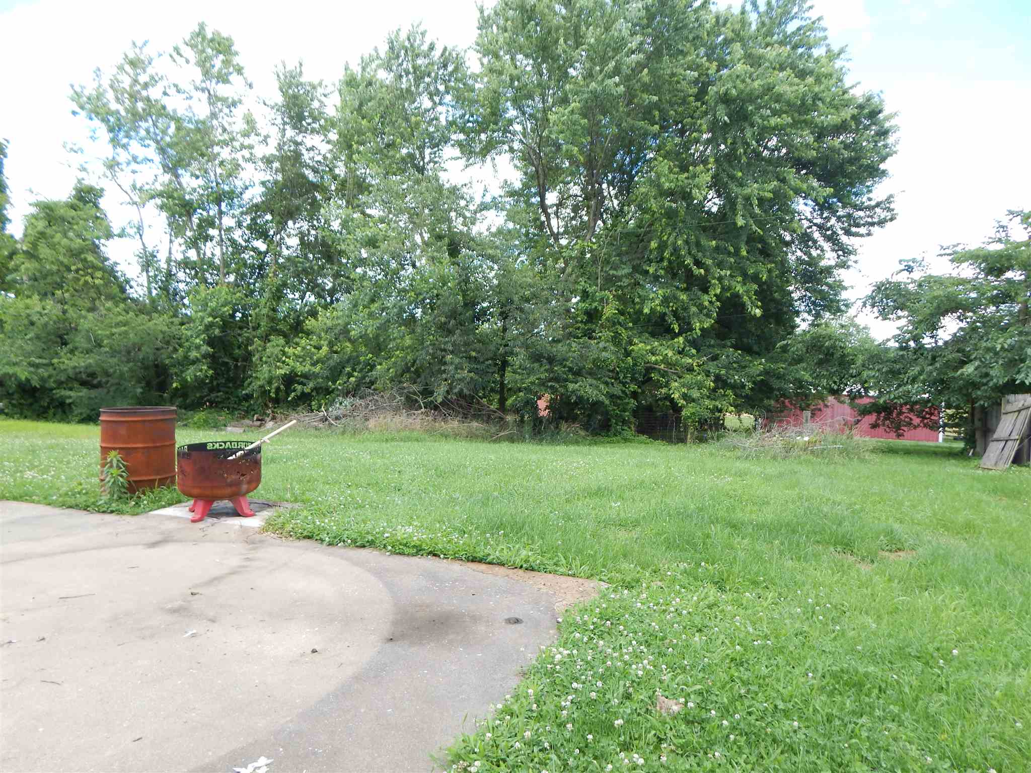 316 Old St Road Bedford, IN 47421 - Photo 18 of 21