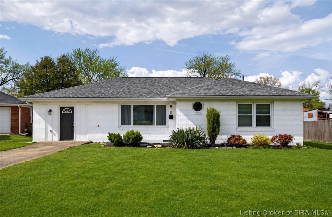 15 Robin Road New Albany, IN 47150 - Photo 1 of 49