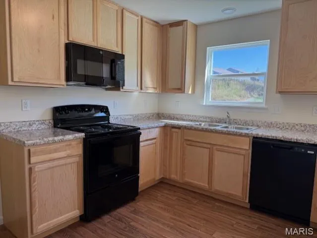 $2,500 | 544 Edison Way, Wentzville, MO 63385