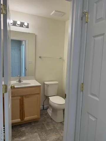 $2,500 | 544 Edison Way, Wentzville, MO 63385