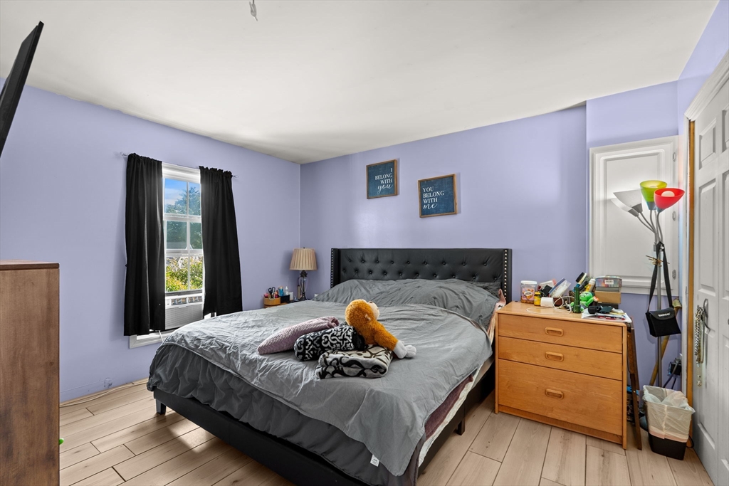 25 R Beacon Street Amesbury, MA 01913 - Photo 35 of 42