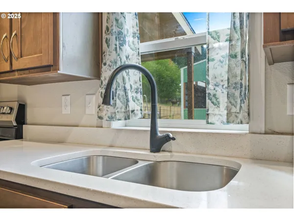 $469,000 | 11028 Taylor Park Road Southeast, Lyons, OR 97358