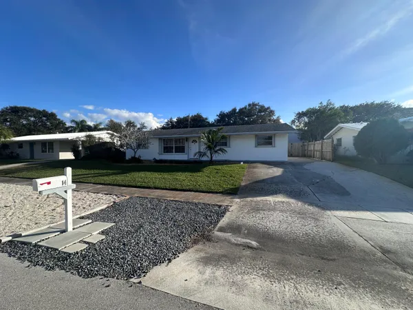 $3,950 | 14 Ridgewood Circle, Tequesta, FL 33469