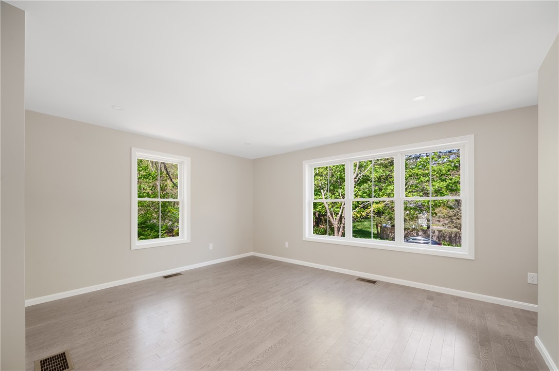 40 Farnum Pike, Unit 4 Smithfield, RI 02917 - Photo 27 of 34