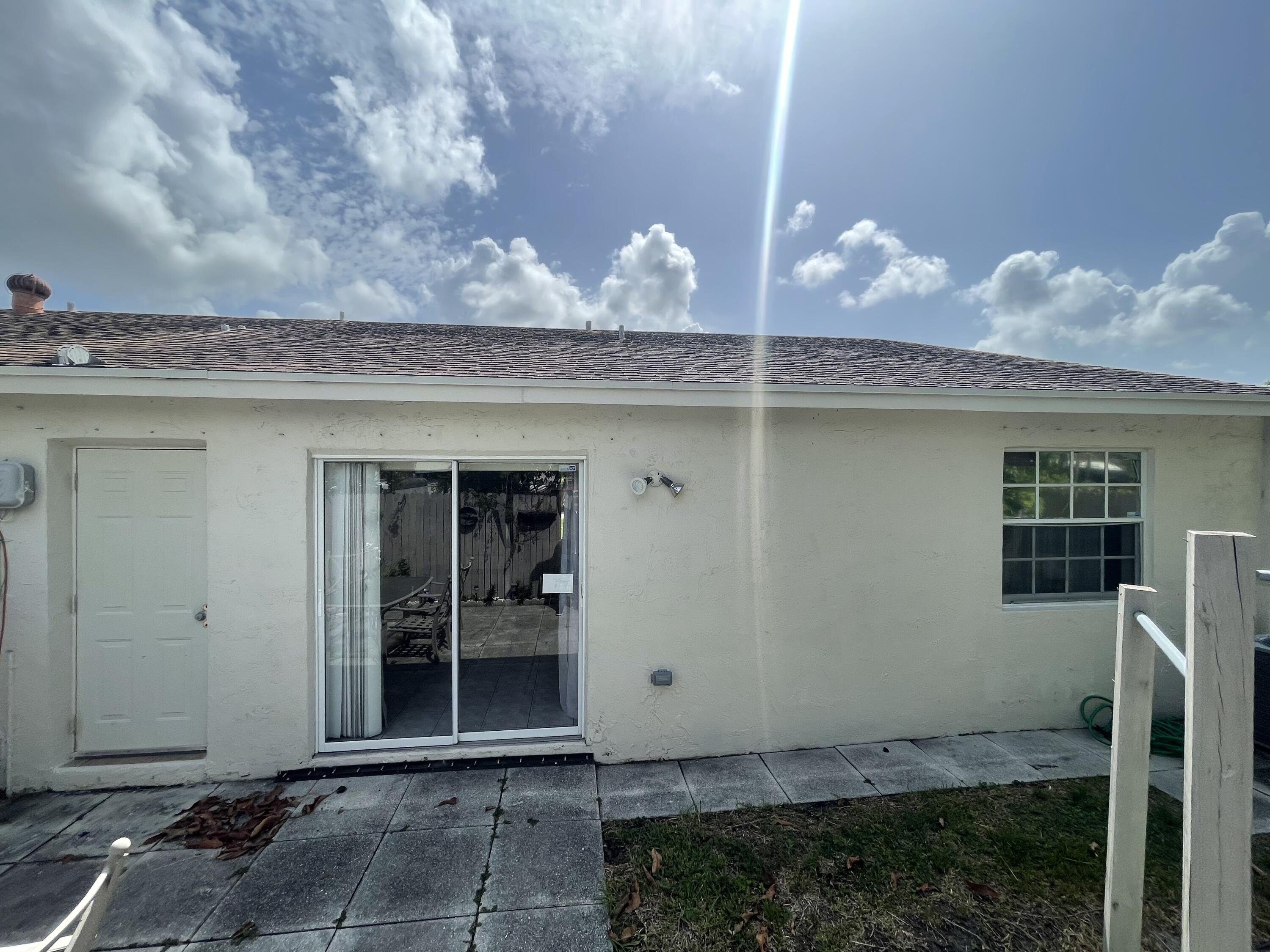 4607 Gladiator Circle Greenacres, FL 33463 - Photo 19 of 23 01A14E40-1E0D-4FE8-9D40-F948E44B6670