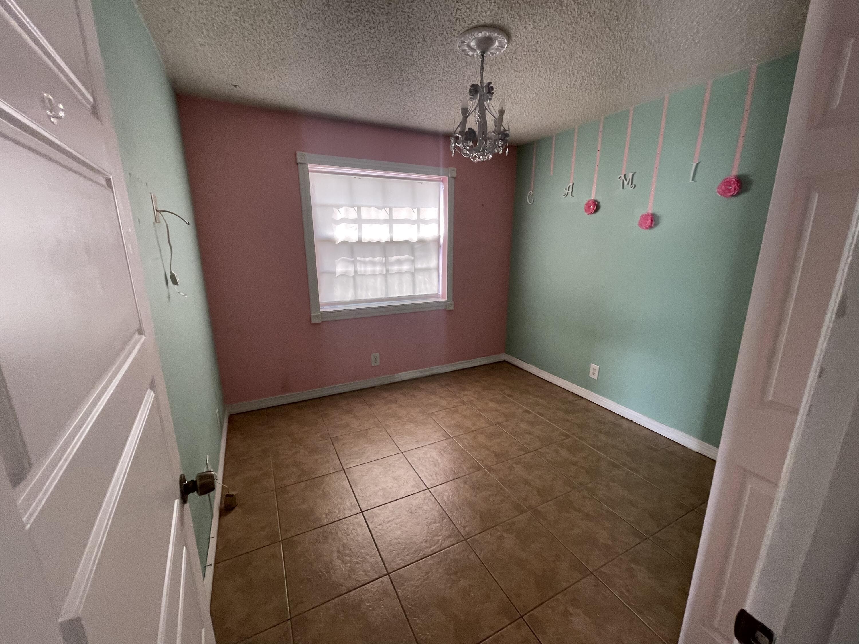 4607 Gladiator Circle Greenacres, FL 33463 - Photo 7 of 23 38641C3C-C5A9-4843-A506-28C585D224E6