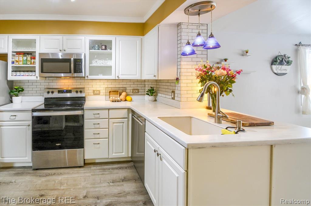 2477 Covert Road Burton, MI 48509 - Photo 16 of 41