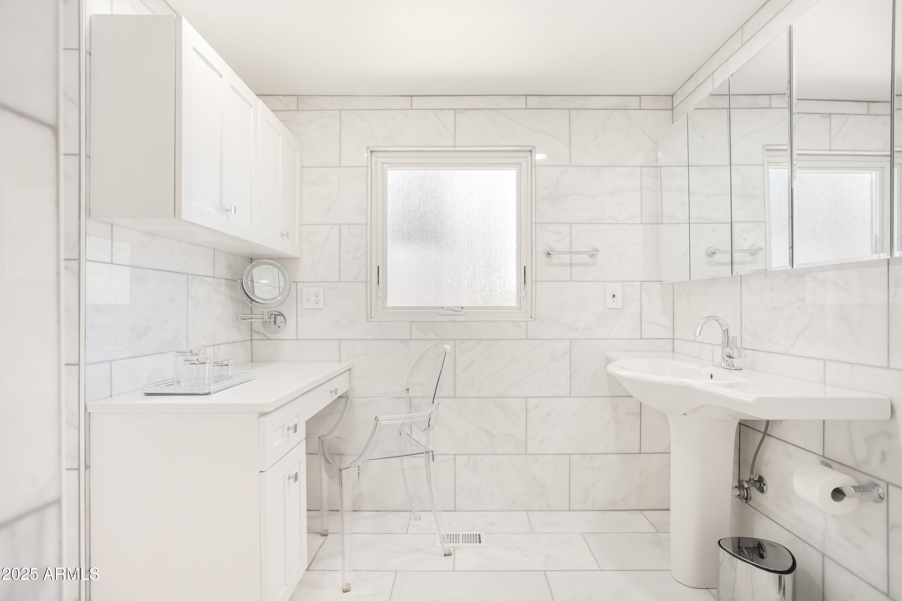 400 Powell Street Bisbee, AZ 85603 - Photo 39 of 57 SPA MASTER BATH