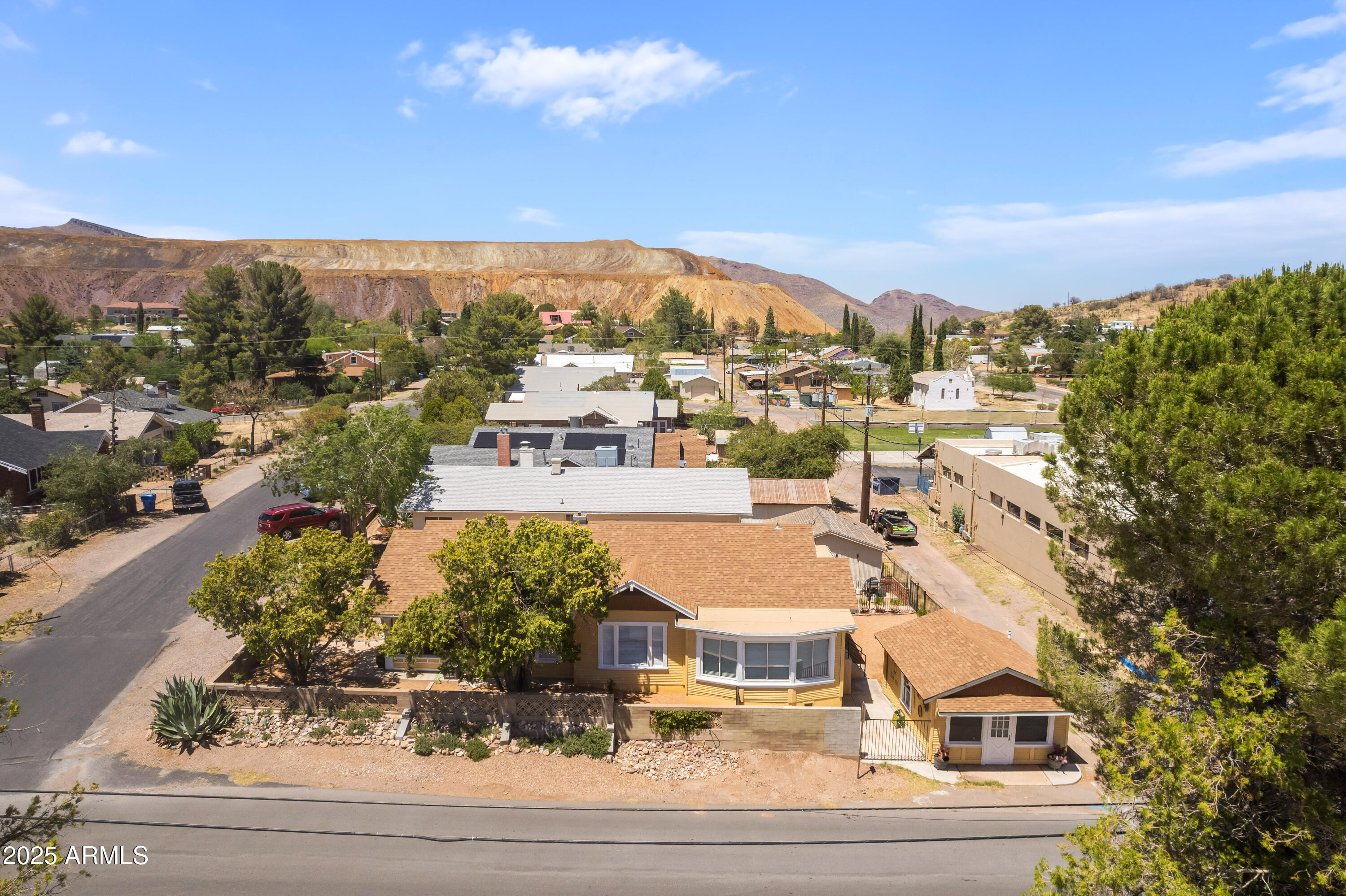 400 Powell Street Bisbee, AZ 85603 - Photo 44 of 57 an aerial view of residential houses with outdoor space and trees