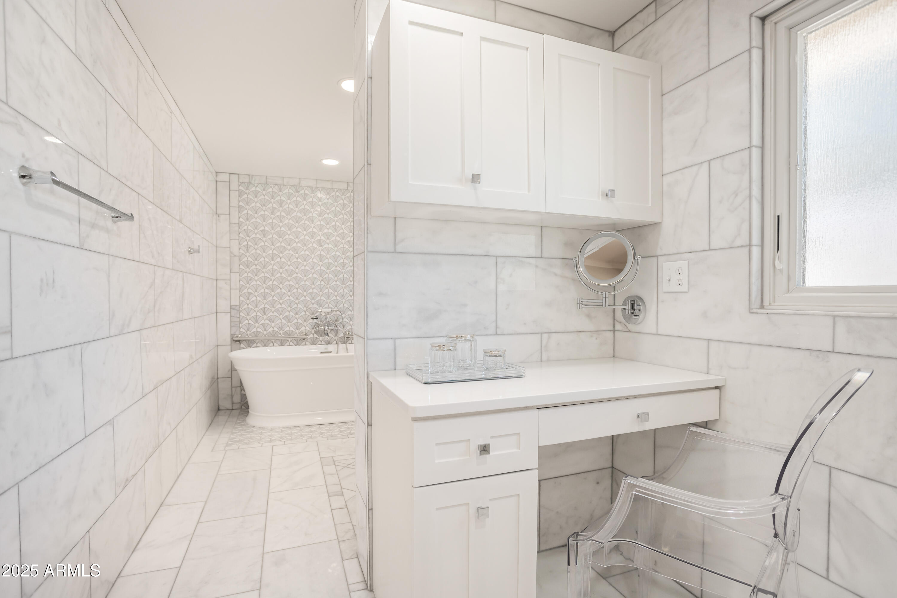 400 Powell Street Bisbee, AZ 85603 - Photo 5 of 57 SPA MASTER BATH