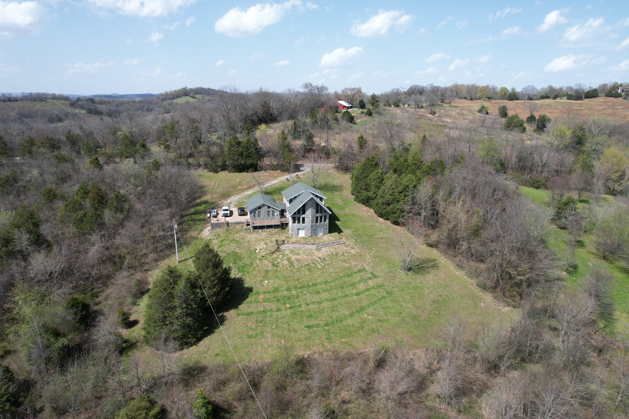 325 Hardy Road Pulaski, TN 38478 - Photo 33 of 42 a view of a town with mountains in the background