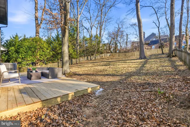 $1,399,990 | 719 East Timber Branch Parkway, Alexandria, VA 22302