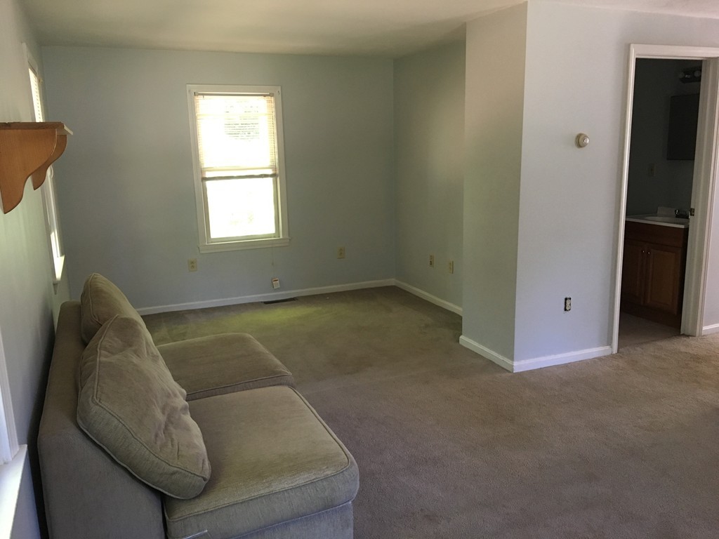 14 Hatch Road Pembroke, MA 02359 - Photo 5 of 9 Gallery Image 5
