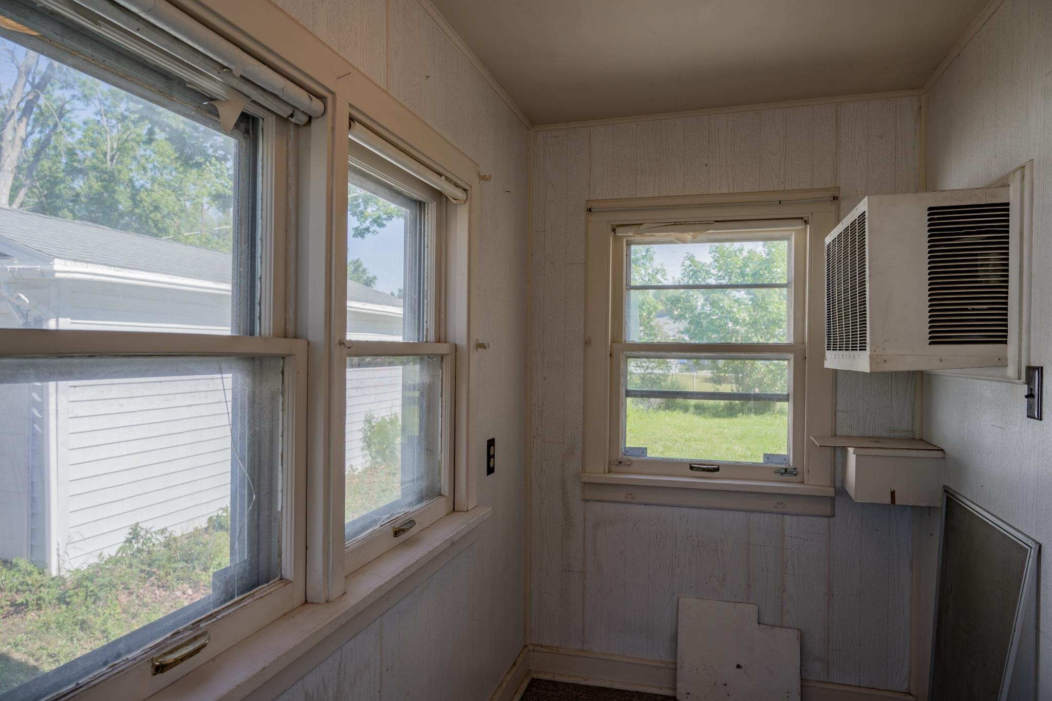 433 West W Mauston, WI 53948 - Photo 4 of 43