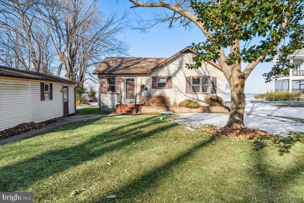 4801 Avery Road Shady Side, MD 20764 - Photo 24 of 25 a view of a house with backyard