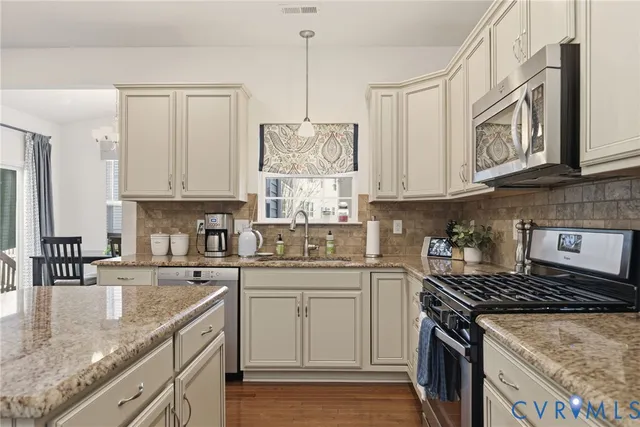 $470,000 | 1207 Ashton Village Court, Midlothian, VA 23114