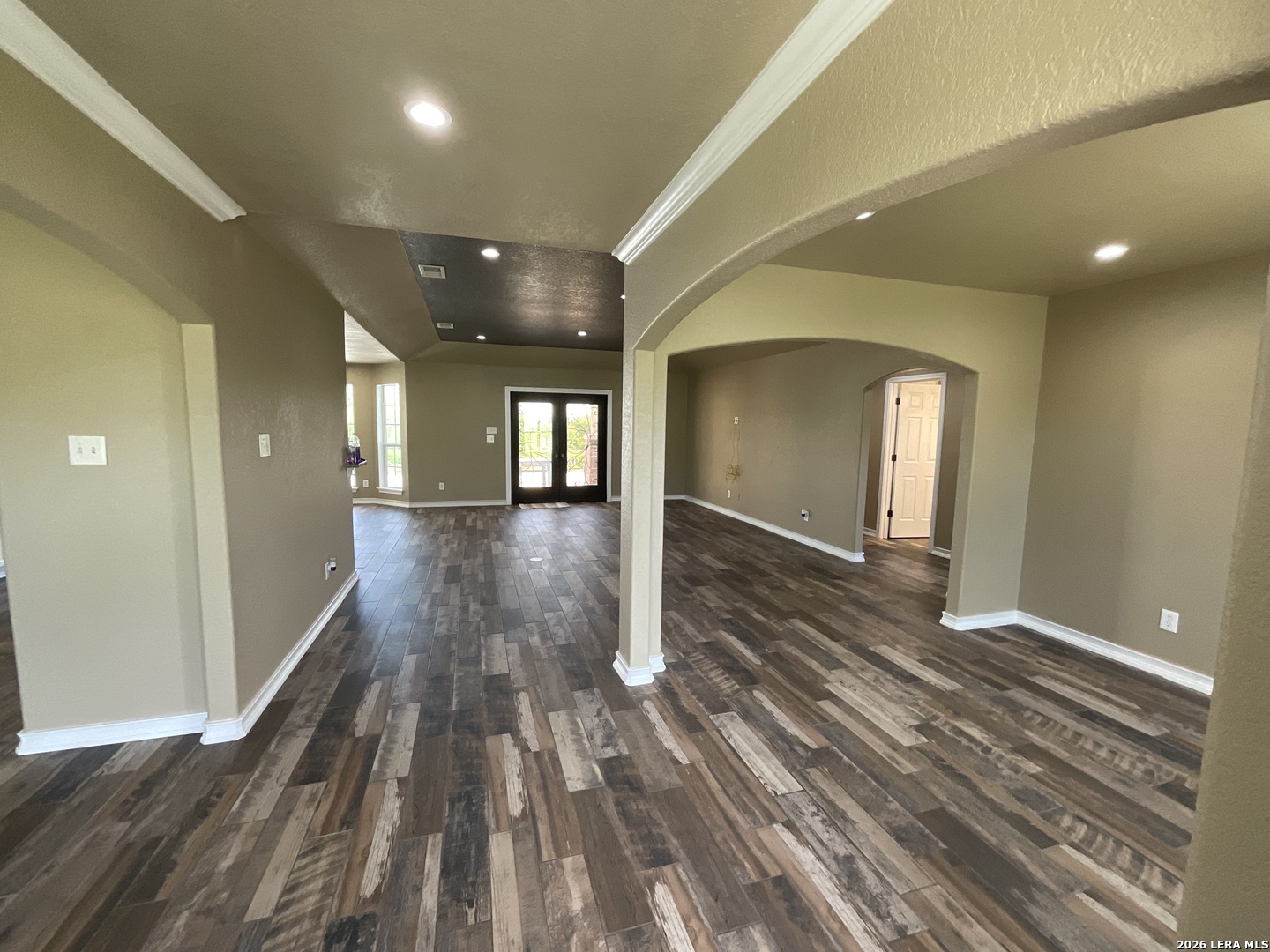 12010 Del Rio San Antonio, TX 78245 - Photo 6 of 44