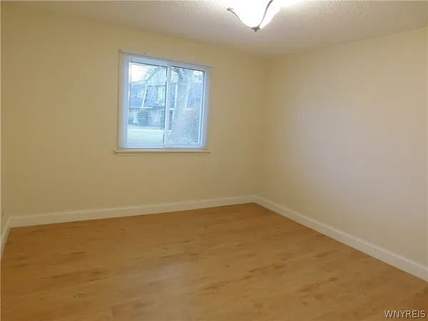 $164,900 | 50 A Foxberry Drive, Amherst, NY 14068