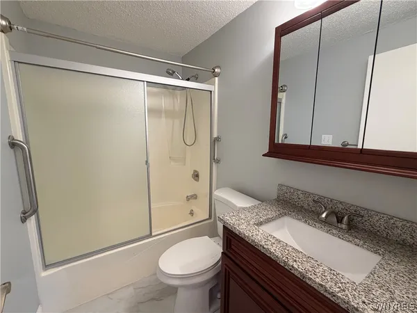 $164,900 | 50 A Foxberry Drive, Amherst, NY 14068