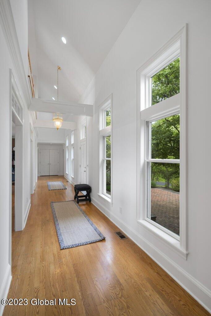 8 Shaker Bay Road Colonie, NY 12110 - Photo 4 of 34 Interior 01