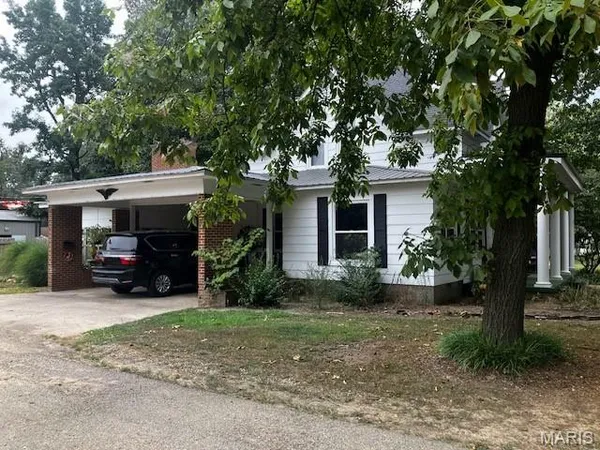 $164,900 | 622 West Martin Avenue, Campbell, MO 63933