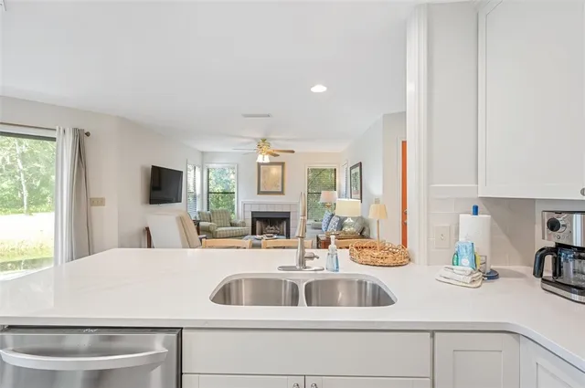 $4,000 | 307 Harbour Oaks Drive, St. Simons Island, GA 31522