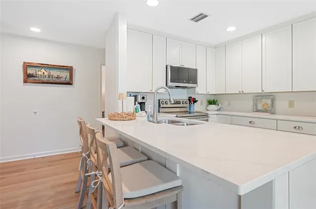 $4,000 | 307 Harbour Oaks Drive, St. Simons Island, GA 31522