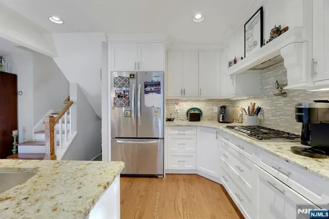 $639,900 | 28 Kingston Road, Wayne, NJ 07470