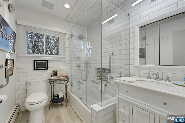 $639,900 | 28 Kingston Road, Wayne, NJ 07470