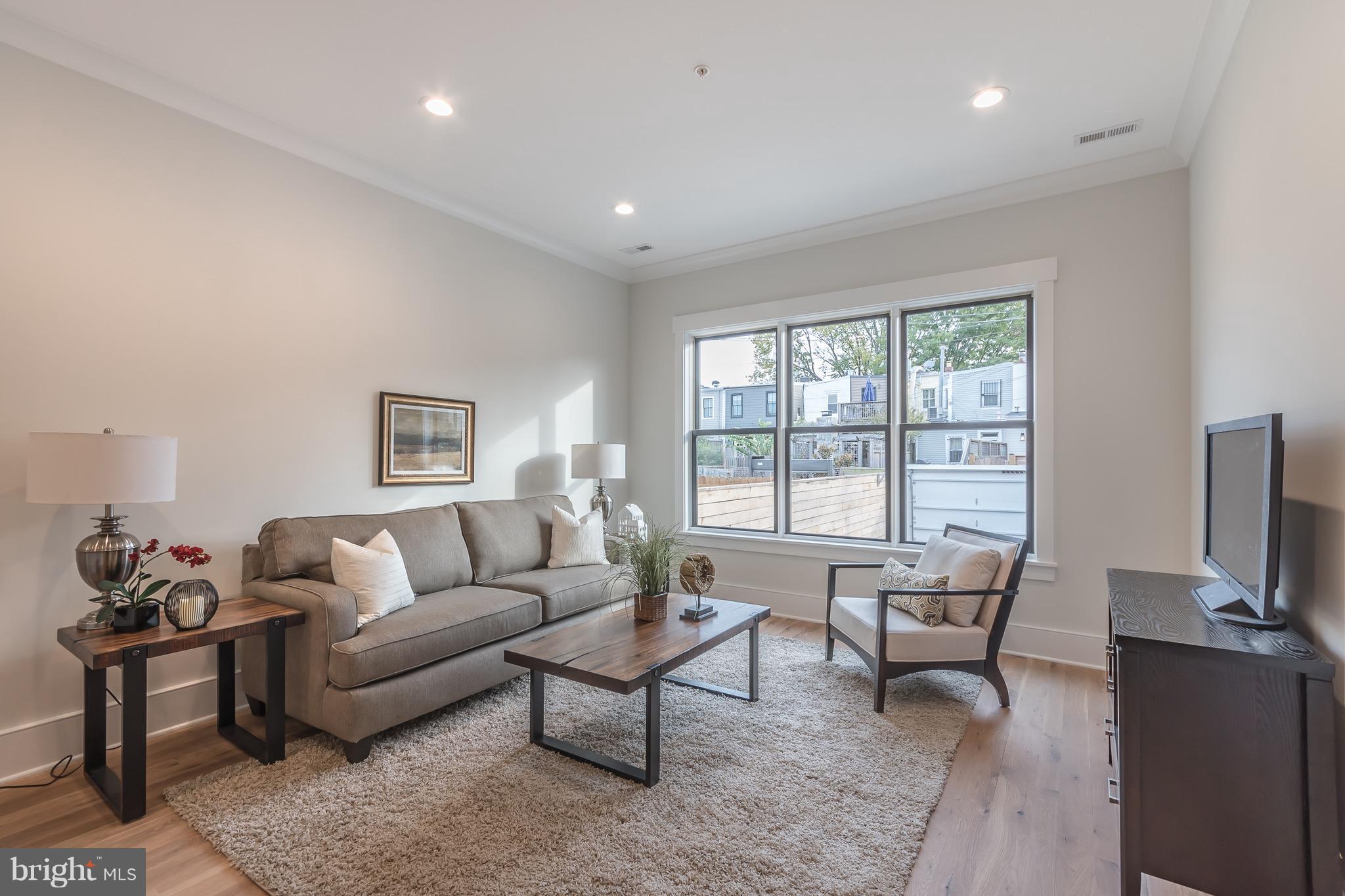1127 C Street Northeast Washington, DC 20002 - Photo 8 of 30 Family Room
