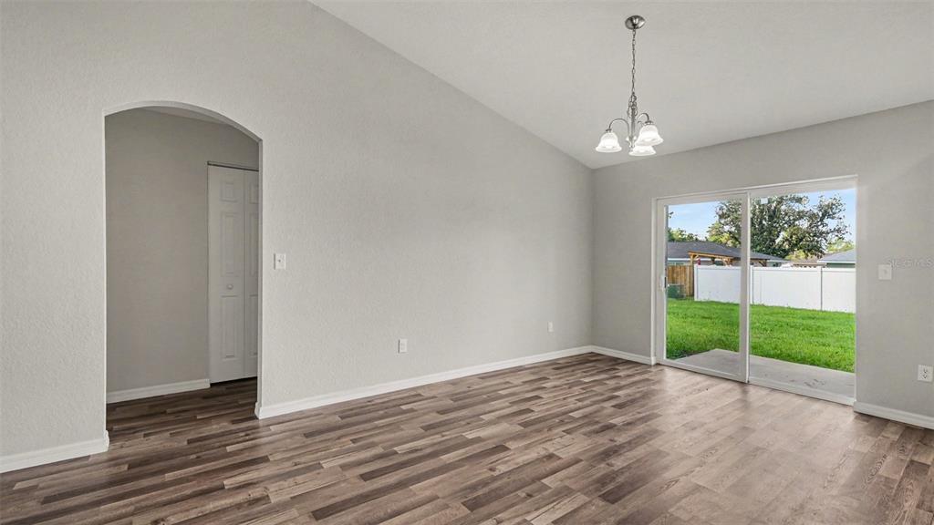 5360 Southwest 164th Street Road Ocala, FL 34473 - Photo 5 of 17 Gallery Image 5