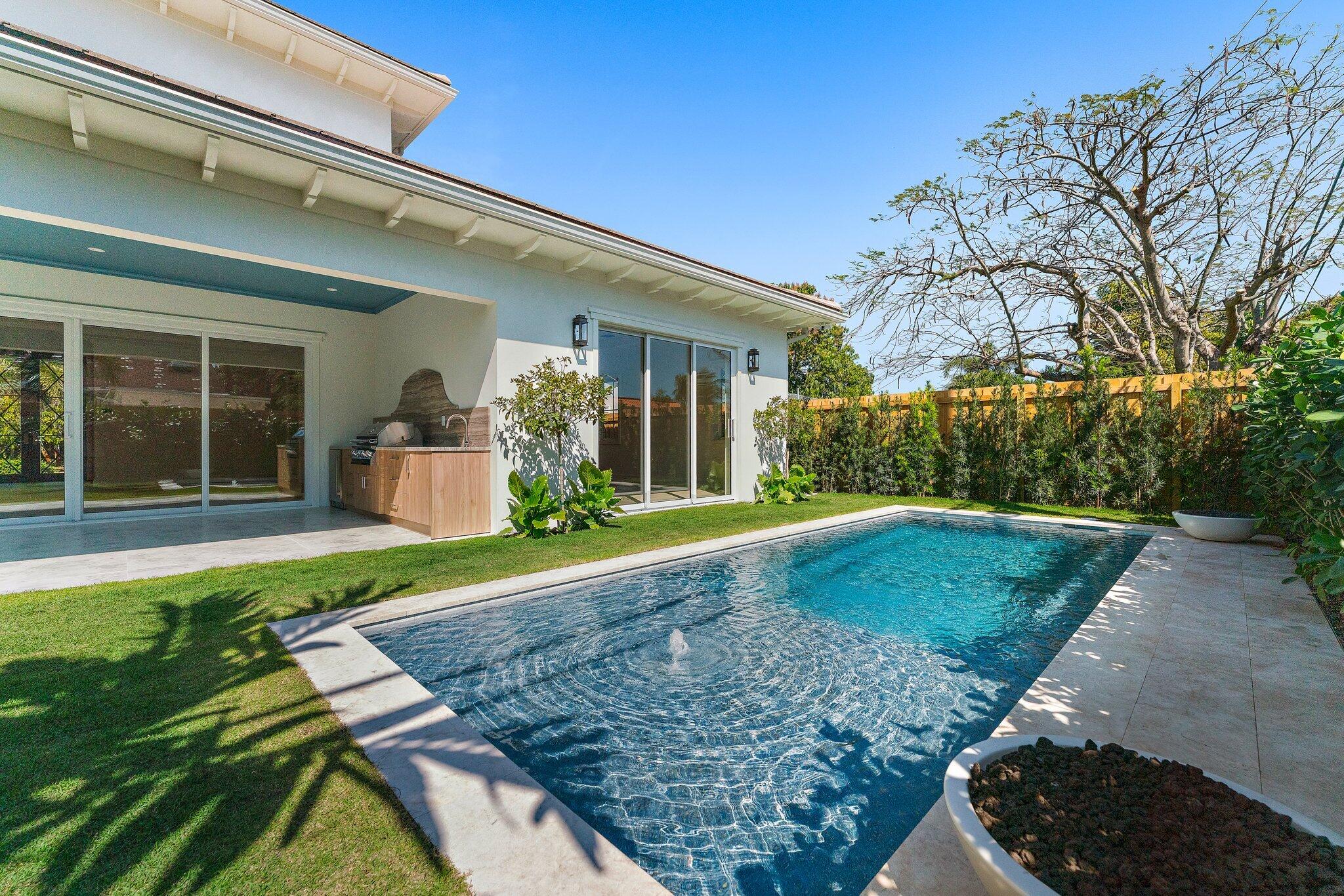 358 Bunker Ranch Road West Palm Beach, FL 33405 - Photo 40 of 46 BACKYARD 4