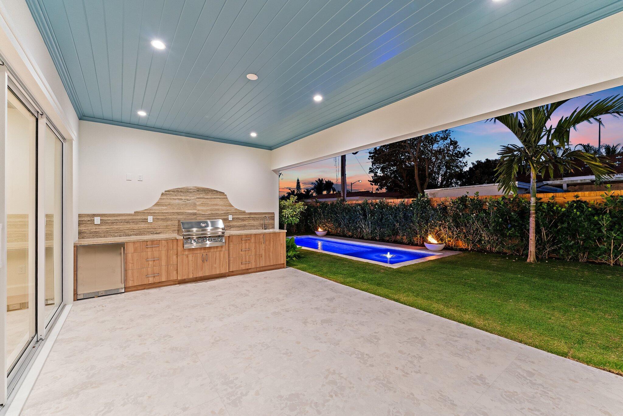 358 Bunker Ranch Road West Palm Beach, FL 33405 - Photo 42 of 46 BACKYARD 11