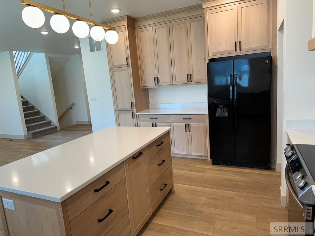 733 Rustic Road Pocatello, ID 83201 - Photo 4 of 30