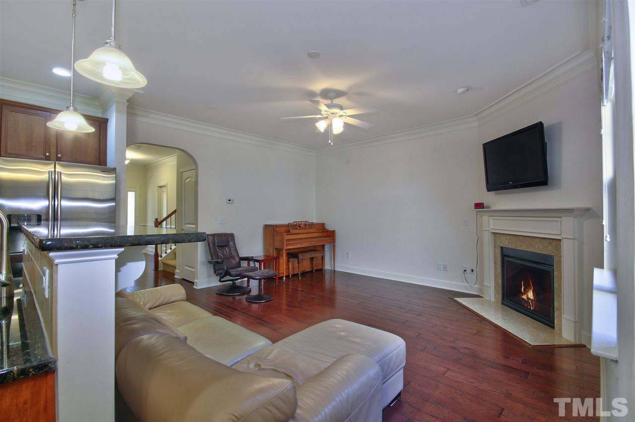 2337 Lowden Street Raleigh, NC 27608 - Photo 5 of 22