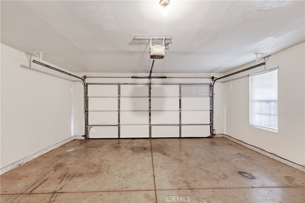 1844 Springfield Court Merced, CA 95348 - Photo 35 of 63