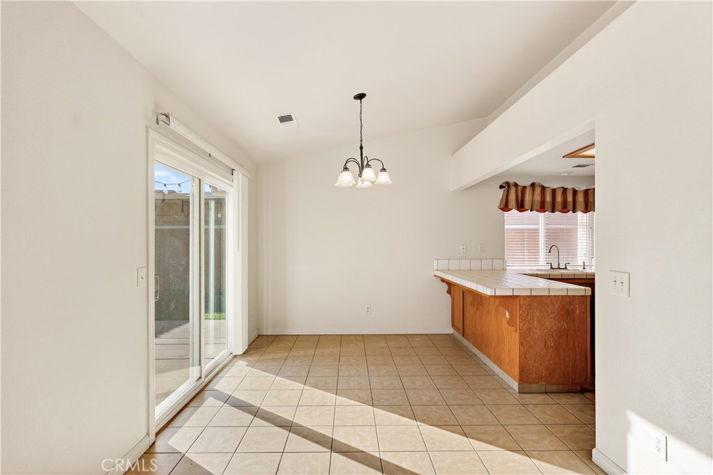 1844 Springfield Court Merced, CA 95348 - Photo 10 of 63