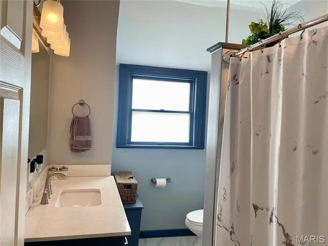 $250,000 | 822 East Union Avenue, Litchfield, IL 62056